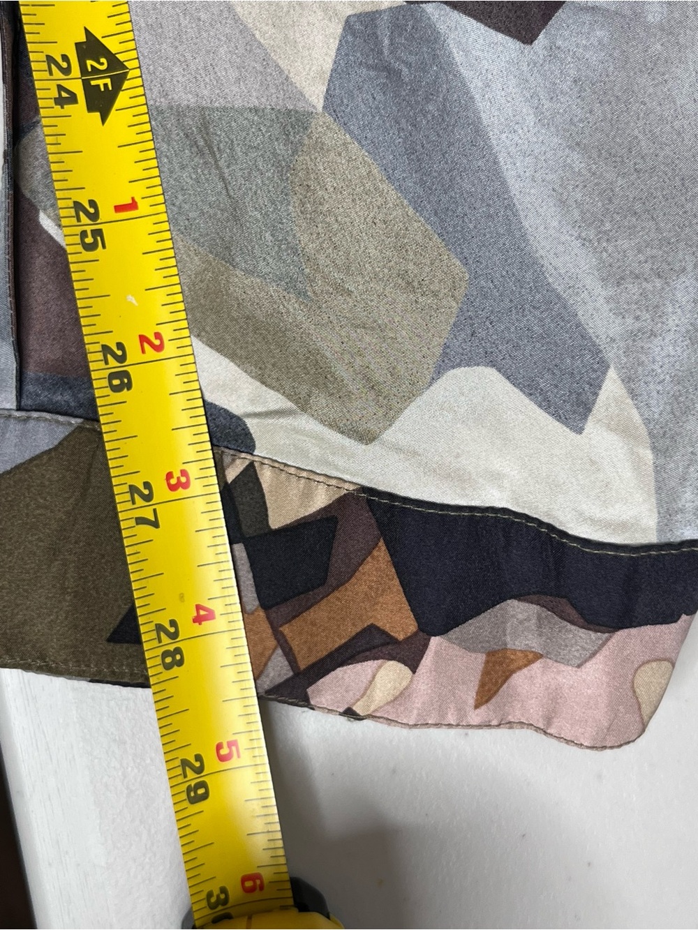 L.A.M.B 100% Silk Camo Y2K Multi-Colored Cargo Pants Sz 8 - Picture 16 of 16